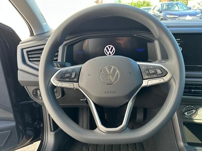 Neu VW Polo 80 PS (58 kW) 2026 Dunkelviolett  metallic Kleinwagen