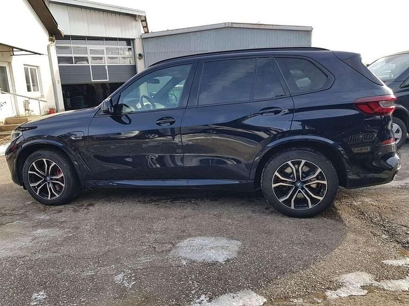 Gebraucht BMW X5 Sport Line 394 PS (289 kW) 2022 Schwarz SUV