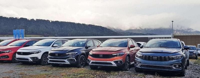 Weiß Gebraucht 2022 Fiat Tipo Life Kombi | € 20.990 (Teuer) - Bild 1/4