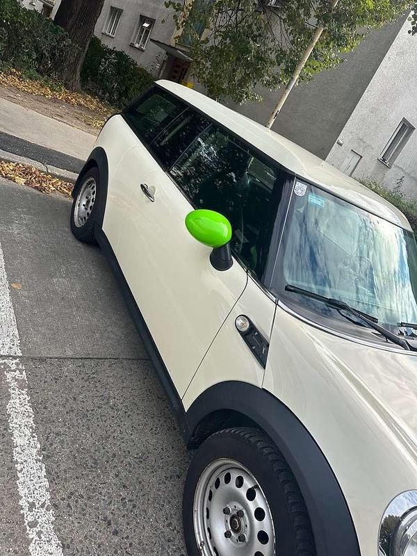 Gebraucht Mini One Clubman 98 PS (72 kW) 2011 Weiß Kombi