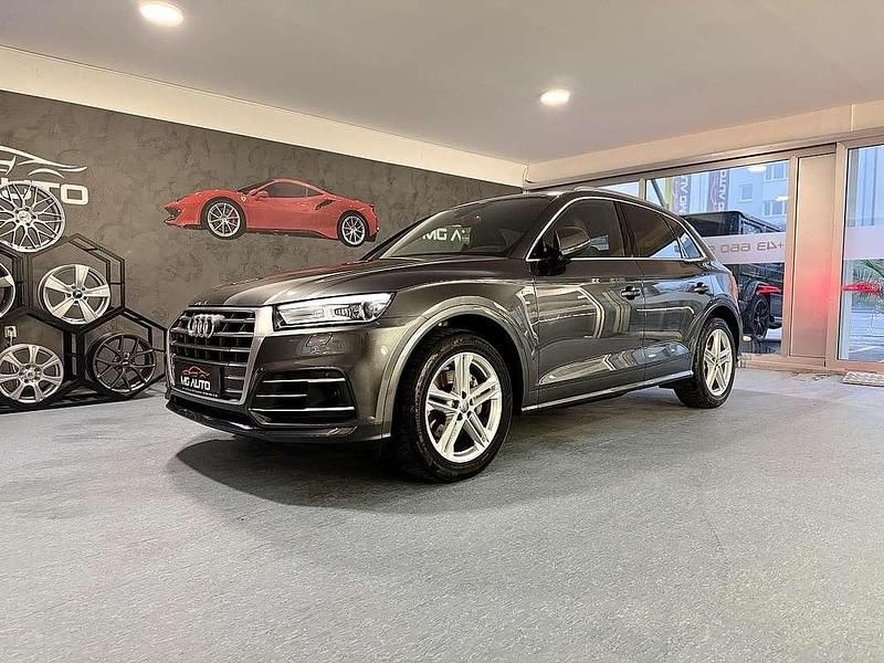Grau Gebraucht 2019 Audi Q5 S-Line SUV | € 41.990 (Etwas zu teuer) - Bild 1/3
