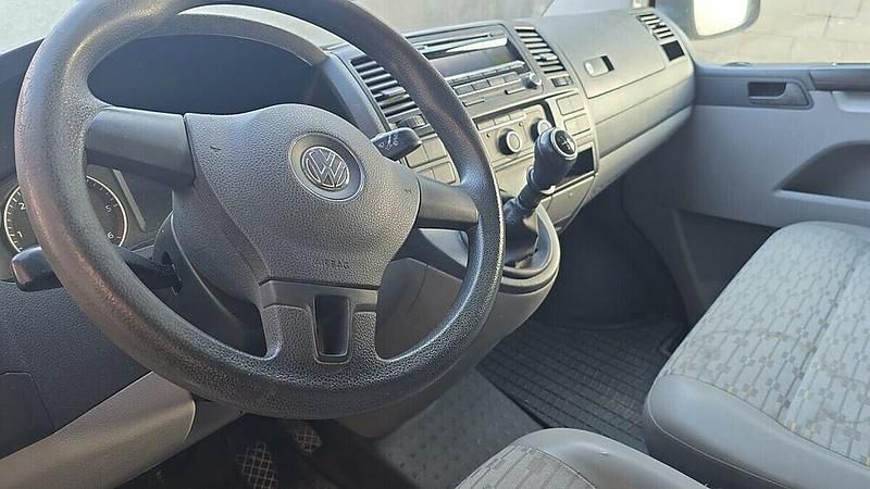 Gebraucht VW T5 140 PS (102 kW) 2010 Van