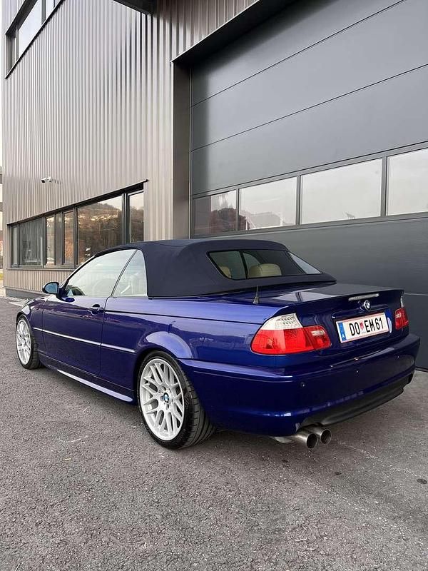 Gebraucht BMW 325 M Sport 192 PS (141 kW) 2004 Blau Kleinwagen