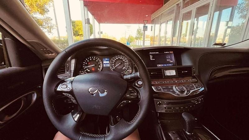 Gebraucht Infiniti M37 Premium 320 PS (235 kW) 2011 Limousine