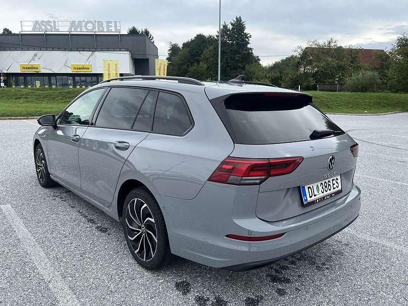 Gebraucht VW Golf VIII Life 116 PS (85 kW) 2023 Kombi
