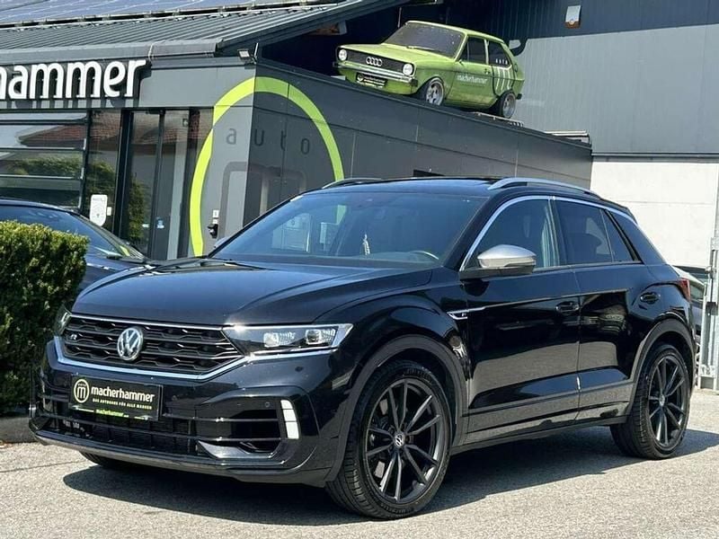 Schwarz Gebraucht 2020 VW T-Roc Beats SUV | € 31.900 (Teuer) - Bild 1/4