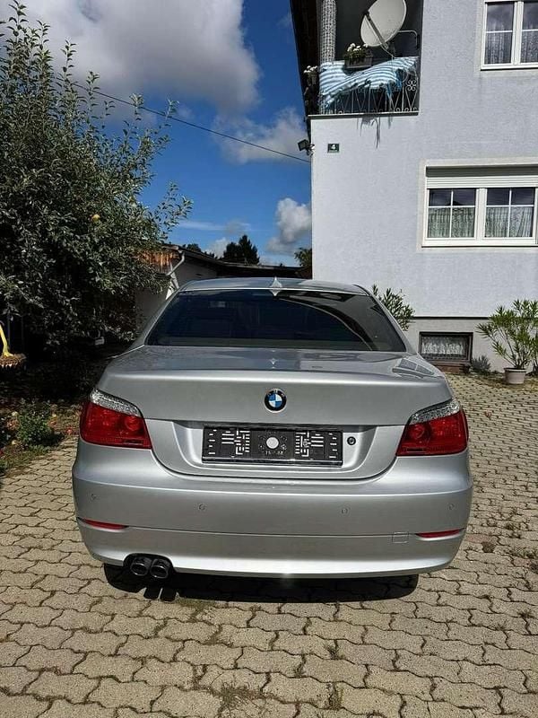 Gebraucht BMW 523 170 PS (125 kW) 2007 Limousine