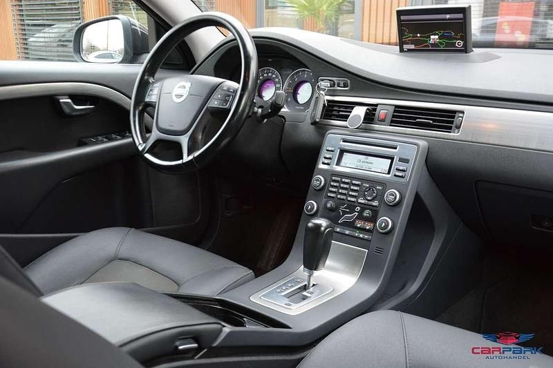 Gebraucht Volvo S80 Kinetic 163 PS (119 kW) 2011 Schwarz Limousine