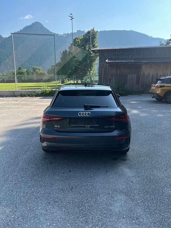 Gebraucht Audi A3 Advanced 110 PS (80 kW) 2020 Grau Kombi