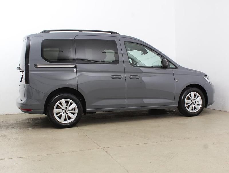 Neu VW Caddy Life 150 PS (110 kW) 2025 Mittelgrau  normal Van / Kleinbus