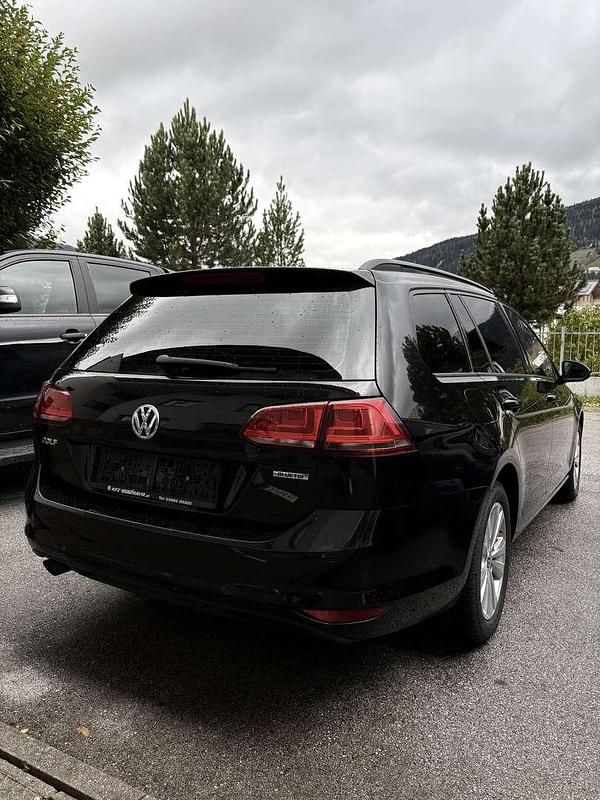 Gebraucht VW Golf VII Comfortline 110 PS (80 kW) 2016 Schwarz Kombi