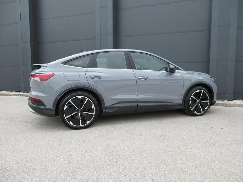 Gebraucht Audi Q4 Sportback e-tron Business 250 kW (340 PS) 2024 Mittelgrau  normal SUV