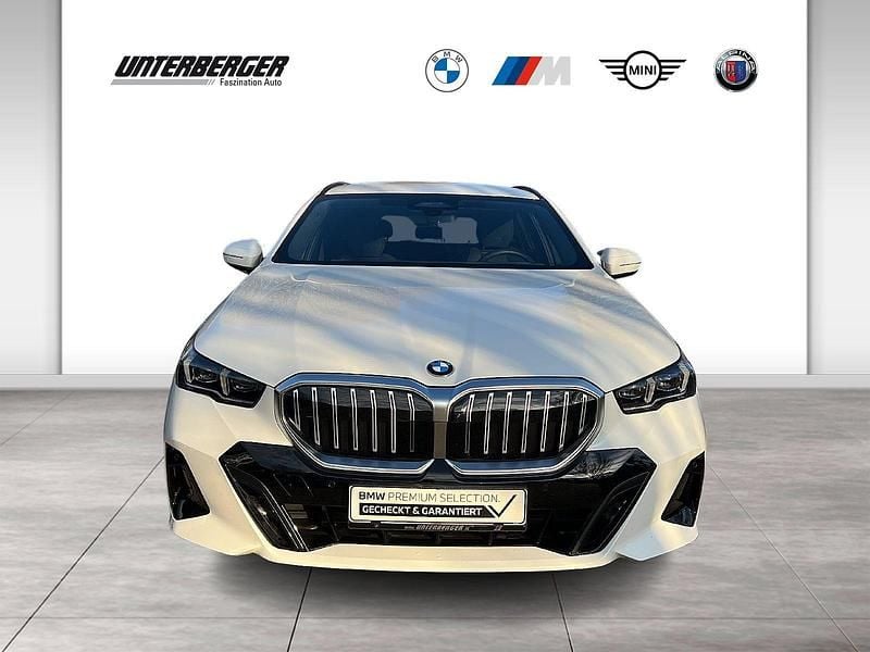 Gebraucht BMW 540 M Sport 285 PS (209 kW) 2025 Weiß Kombi