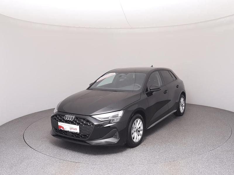Neu Audi A3 116 PS (85 kW) 2026 Schwarz  normal