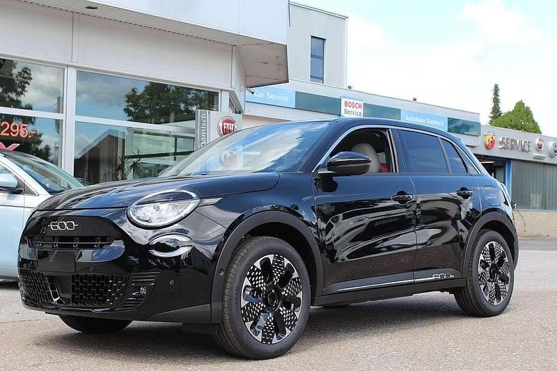 Schwarz Neu 2025 Fiat 600 La Prima SUV | € 26.490 (Fairer Preis) - Bild 1/4