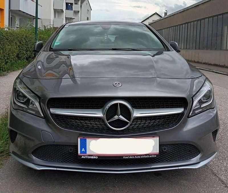 Gebraucht Mercedes CLA200 Shooting Brake OrangeArt Edition 156 PS (114 kW) 2018 Kombi