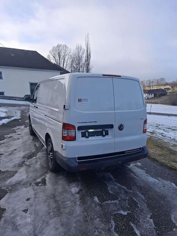 Gebraucht VW T5 140 PS (102 kW) 2011 Weiß Van