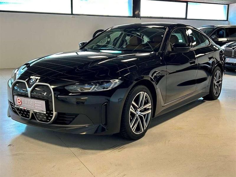Gebraucht BMW i4 Sport Line 250 kW (340 PS) 2023 Schwarz Limousine