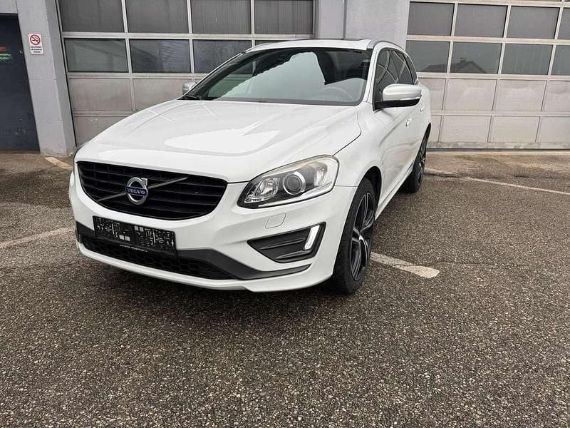 Gebraucht Volvo XC60 R-Design 190 PS (139 kW) 2017 Weiß SUV