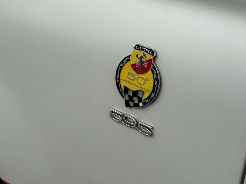 Gebraucht Abarth 595 Competizione 179 PS (131 kW) 2014 Weiß Limousine