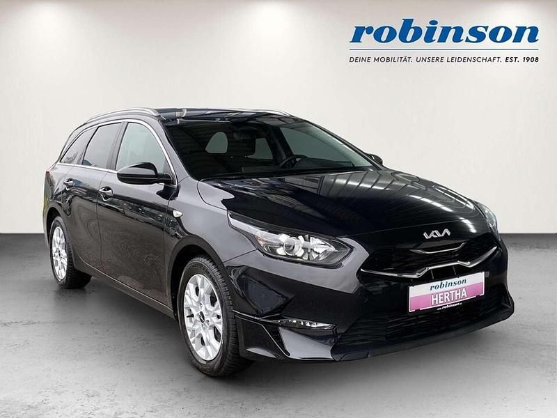 Gebraucht Kia Ceed Sportswagon Silver 140 PS (102 kW) 2025 Schwarz Kombi
