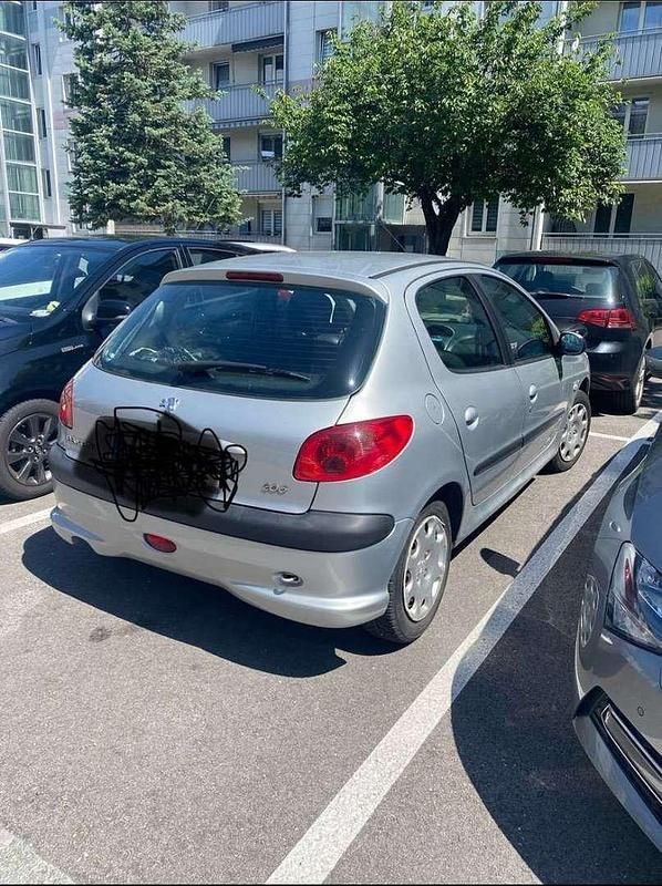 Gebraucht Peugeot 206 60 PS (44 kW) 2005 Limousine