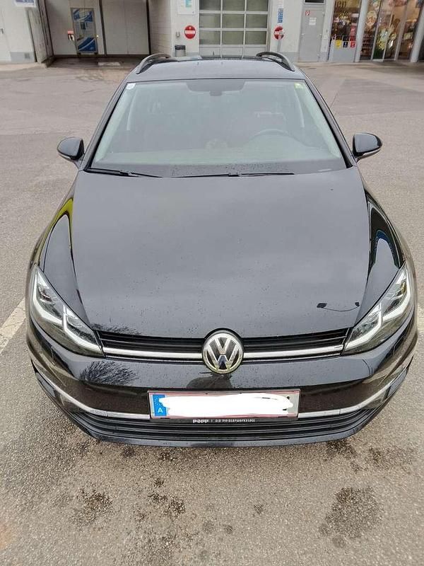 Gebraucht VW Golf VII 116 PS (85 kW) 2019 Schwarz Kombi