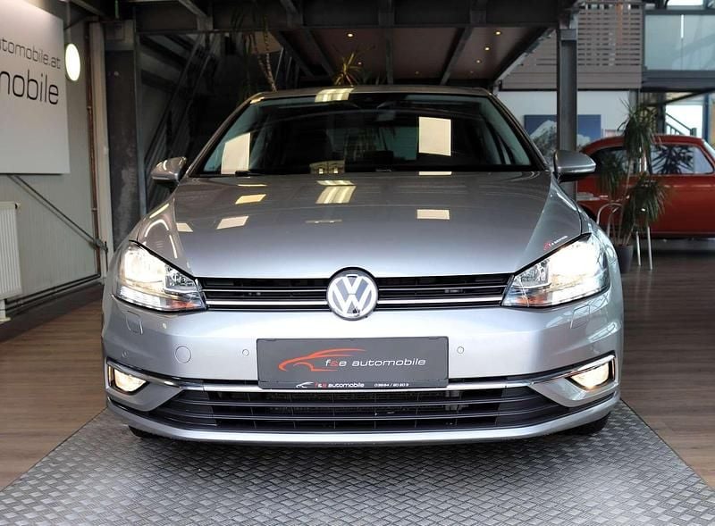 Gebraucht VW Golf VII Comfortline 150 PS (110 kW) 2019 Grau Kleinwagen