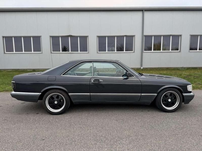 Gebraucht Mercedes 560 279 PS (205 kW) 1988 Grau Coupé