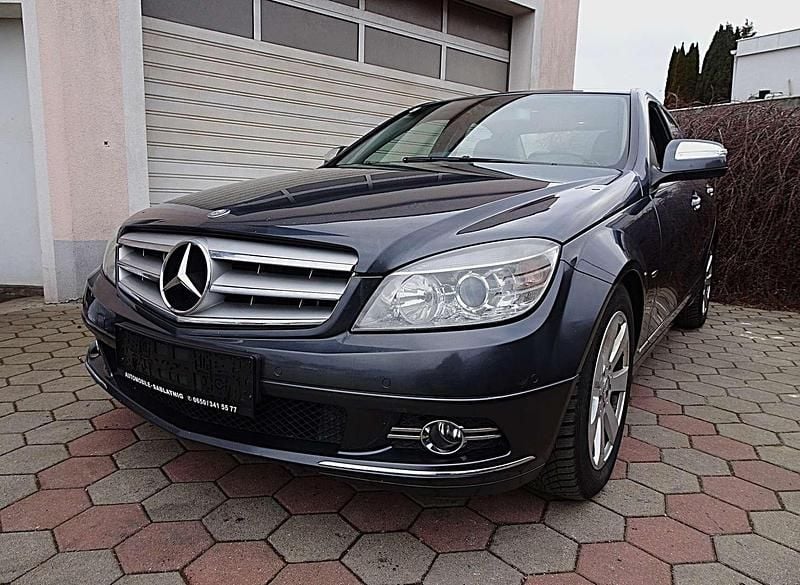 Grau Gebraucht 2008 Mercedes C200 Limousine | € 4.950 (Guter Preis) - Bild 1/4