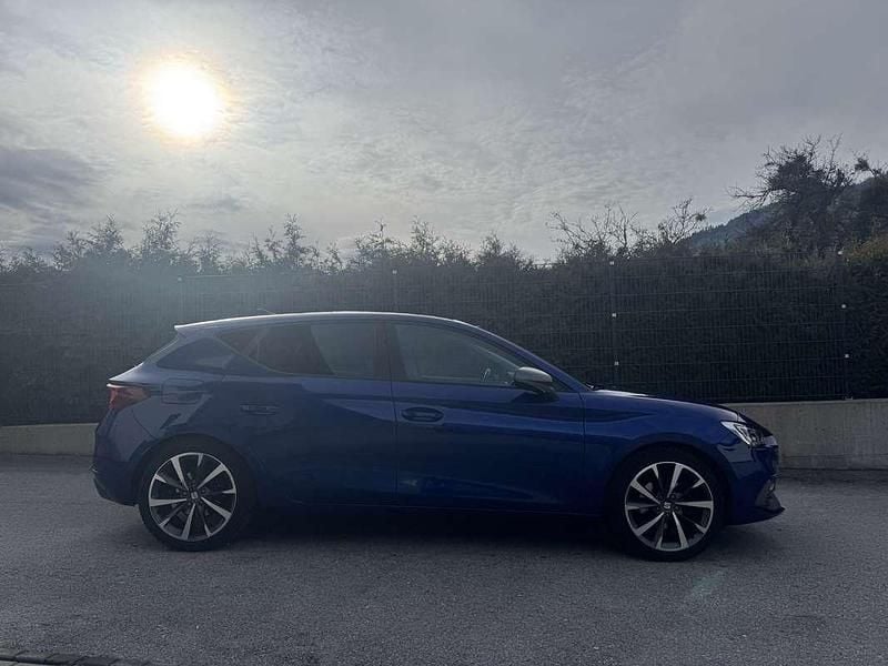 Gebraucht Seat Leon FR 131 PS (96 kW) 2020 Blau Limousine