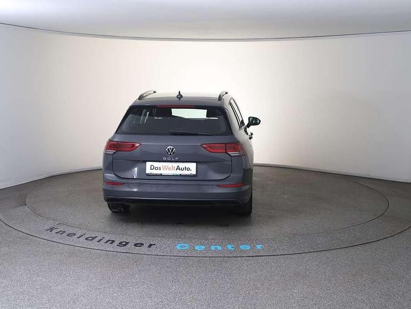 Gebraucht VW Golf VIII Life 116 PS (85 kW) 2023 Dunkelgrau  metallic Kombi