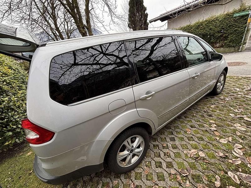 Gebraucht Ford Galaxy Titanium 163 PS (119 kW) 2013 Grau Van / Kleinbus