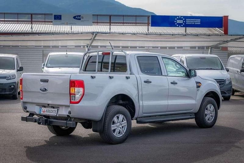 Gebraucht Ford Ranger XL 170 PS (125 kW) 2021 Silber Abholung