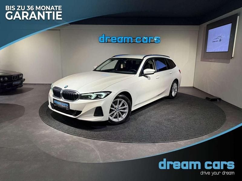 Weiß Gebraucht 2022 BMW 316 Shadowline Kombi | € 22.900 (Fairer Preis) - Bild 1/4