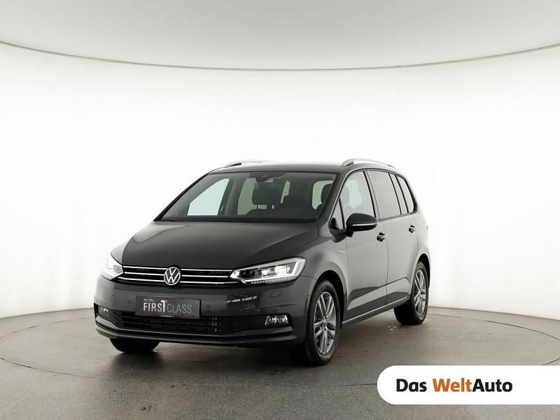 Neu VW Touran 150 PS (110 kW) 2026 Mittelgrau  metallic Van / Kleinbus