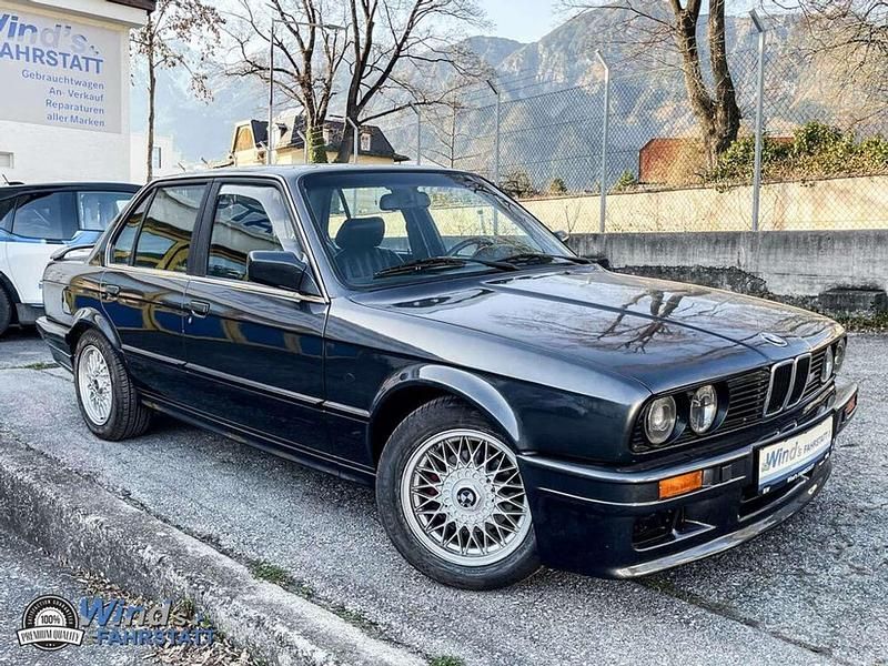 Gebraucht BMW 320 125 PS (91 kW) 1990 Grau Limousine