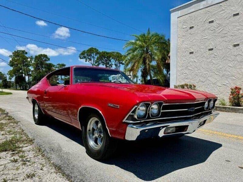 Rot Gebraucht 1969 Chevrolet Chevelle Coupé | € 49.900 - Bild 1/4
