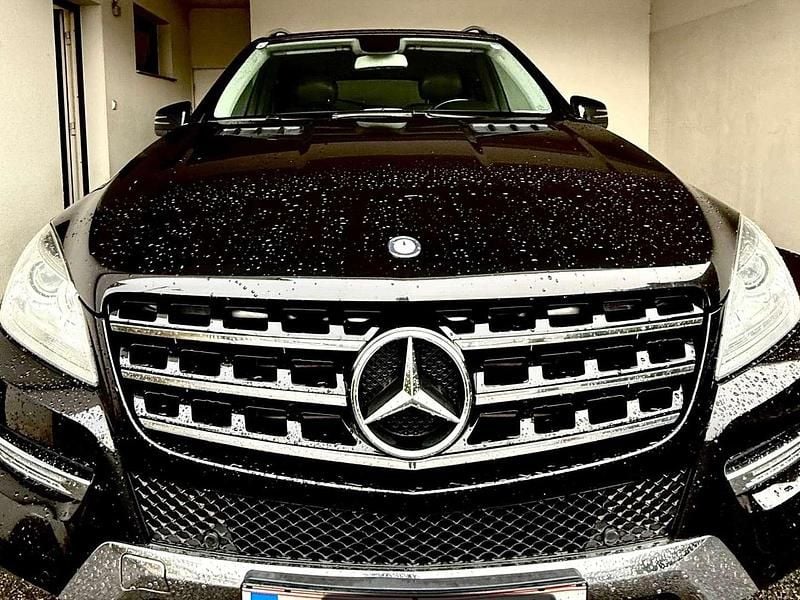 Gebraucht Mercedes ML350 258 PS (189 kW) 2013 Schwarz SUV