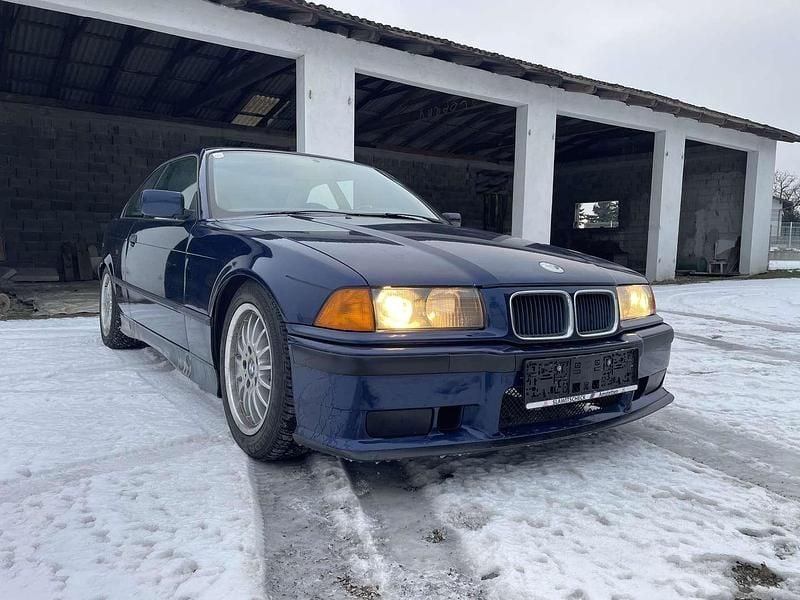 Gebraucht BMW 318 136 PS (100 kW) 1991 Limousine