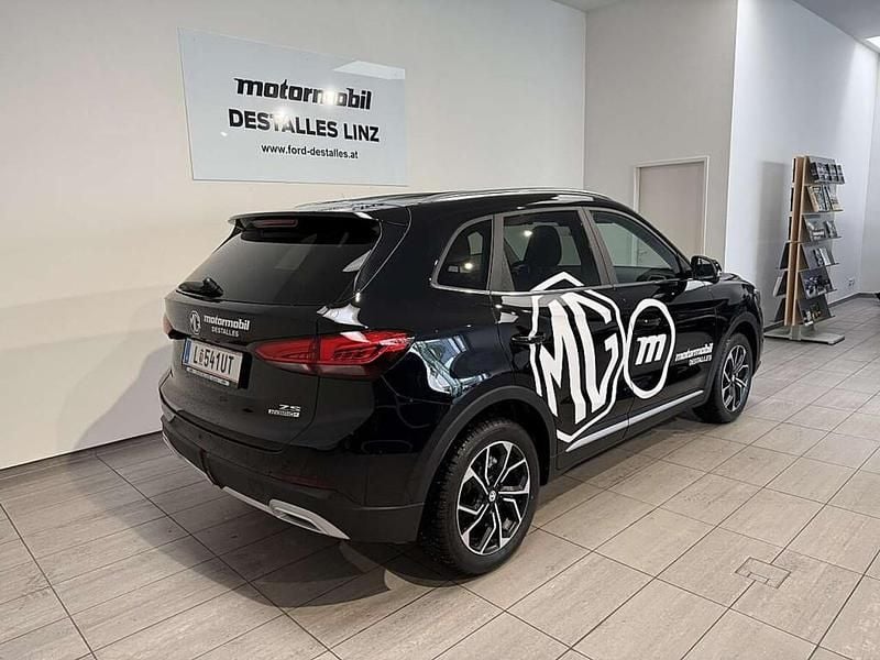 Gebraucht MG ZS Luxury 102 PS (75 kW) 2025 Schwarz SUV
