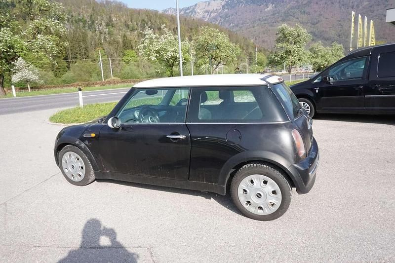 Gebraucht Mini Cooper 116 PS (85 kW) 2004 Schwarz Kleinwagen