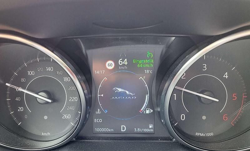 Gebraucht Jaguar E-Pace R-Dynamic 241 PS (177 kW) 2019 SUV