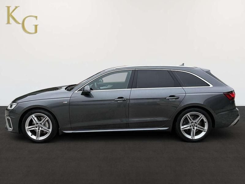 Gebraucht Audi A4 S-Line 190 PS (139 kW) 2020 Grau Kombi