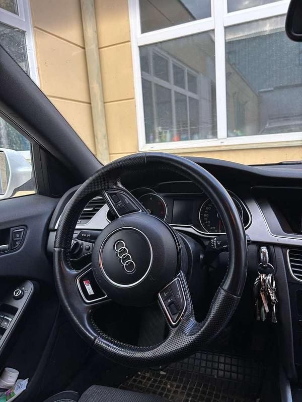 Gebraucht Audi A4 120 PS (88 kW) 2012 Weiß Kombi