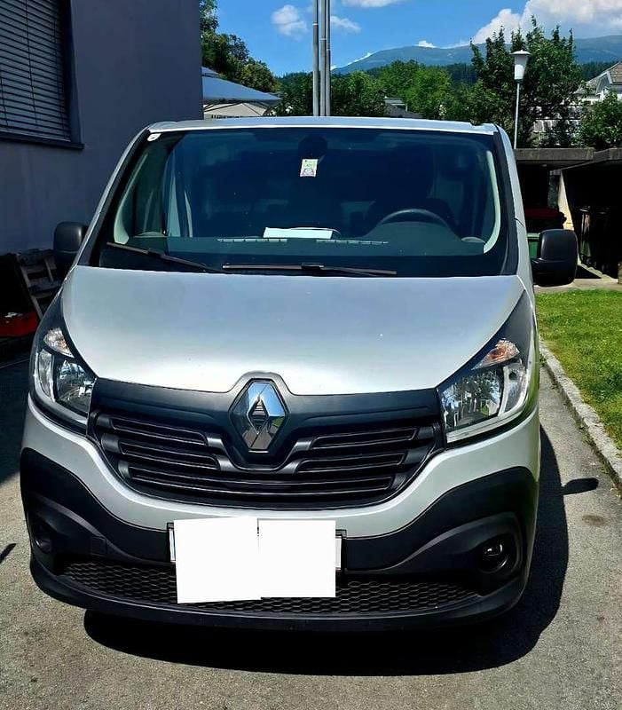 Silber Gebraucht 2019 Renault Trafic Van | € 16.900 - Bild 1/4