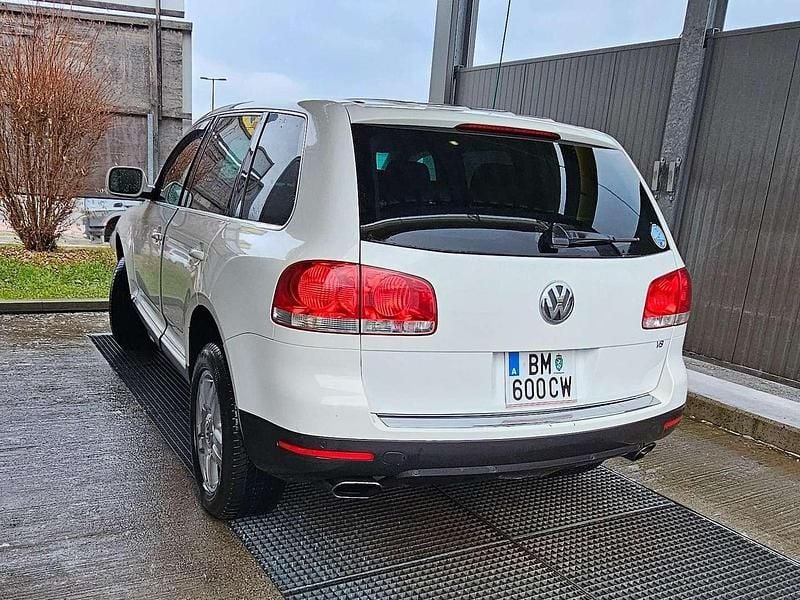 Gebraucht VW Touareg 310 PS (228 kW) 2004 Weiß SUV