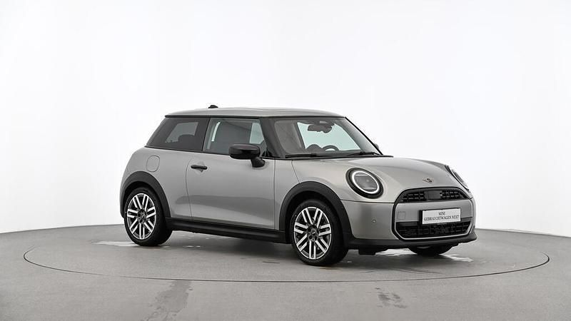 Melting silver iii Gebraucht 2025 Mini Cooper Kleinwagen | € 30.120 (Fairer Preis) - Bild 1/1