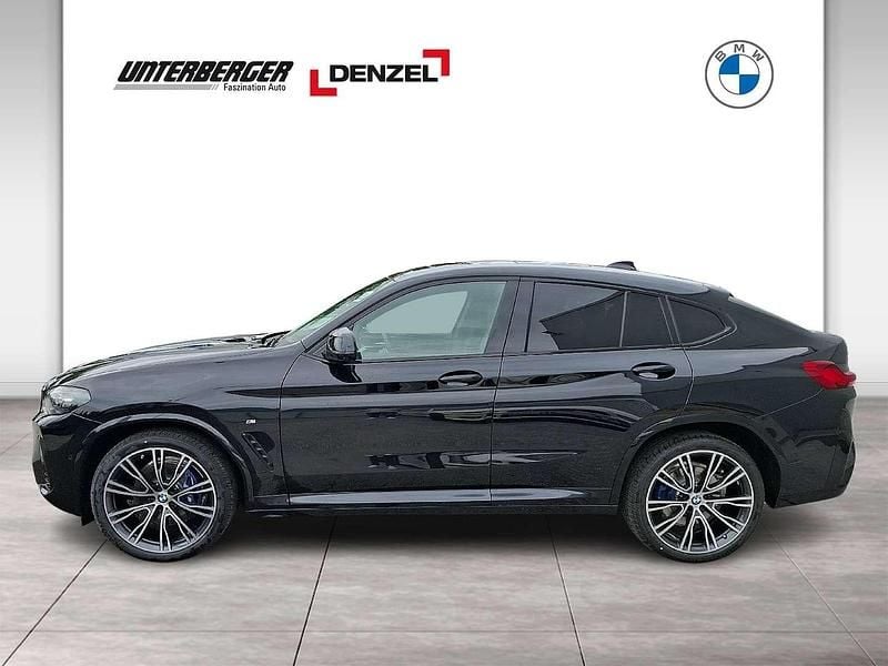 Gebraucht BMW X4 M Sport 190 PS (139 kW) 2025 Schwarz SUV