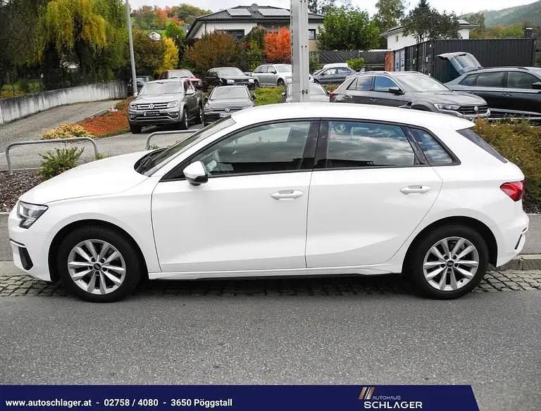 Gebraucht Audi A3 Ambiente 116 PS (85 kW) 2021 Weiss  normal Limousine